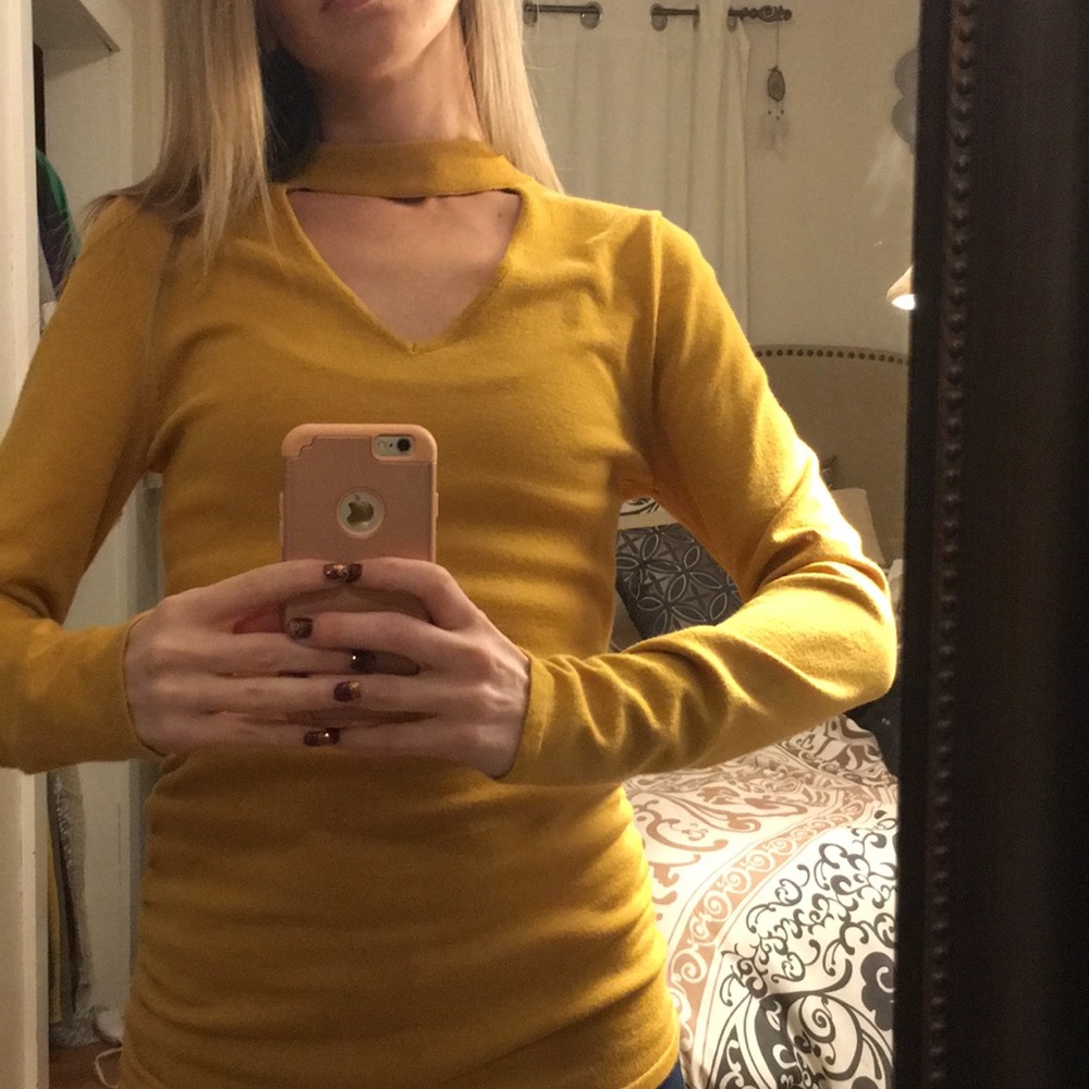 Choker style mustard sweater